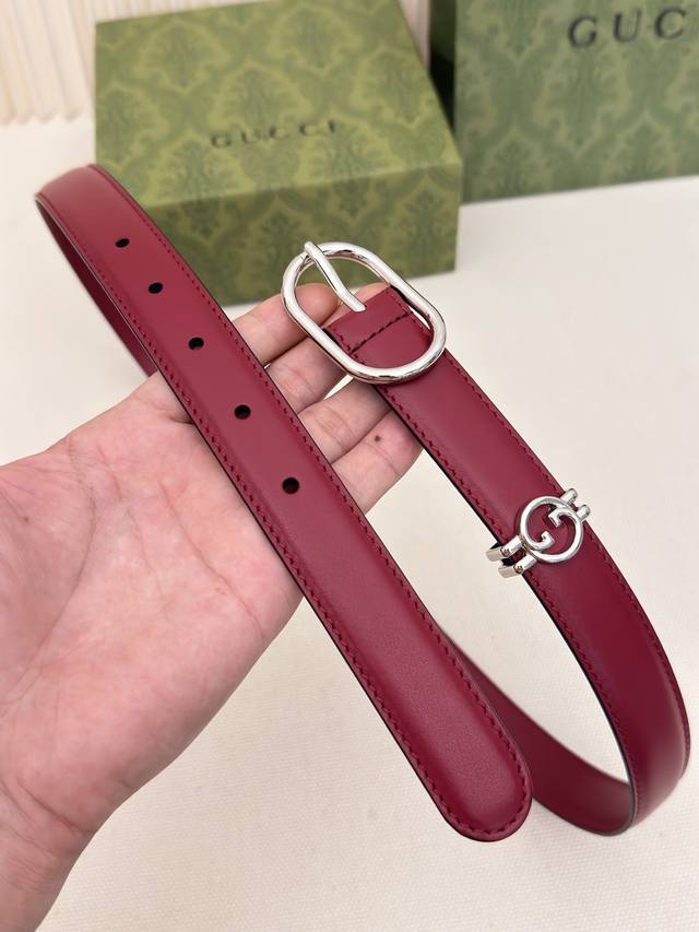 Original 25mm strap with double-sided imported plain weave, same style as in bo