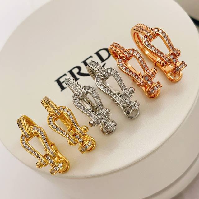 Fe003 Gold Fe004 Silver Fe005 Rose Gold Frde's latest three-color diamond-encrus
