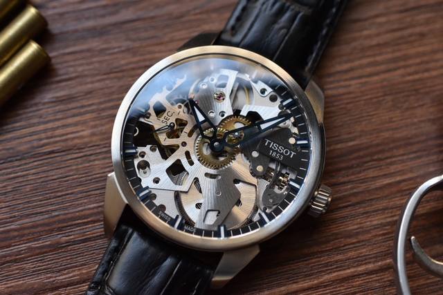 Tw Factory 原单品质 天梭 Tissot 天匠镂空系列 V3版本 Lm1 改进机芯放射纹路，改进甲板镀层颜色，增加6497Eta钢印。可定制进口649