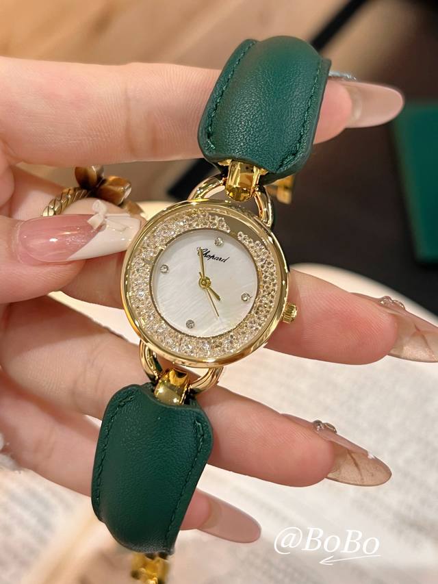 This Chopard watch is absolutely stunning! The finely flowing cubic zirconia on