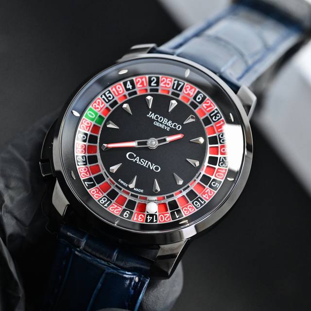 The Jacob & Co. Czech Leopard Gambling Watch: A Swiss-made movement for precise The Jacob & Co. Czech Leopard Gambling Watch: A Swiss-made movement for precise