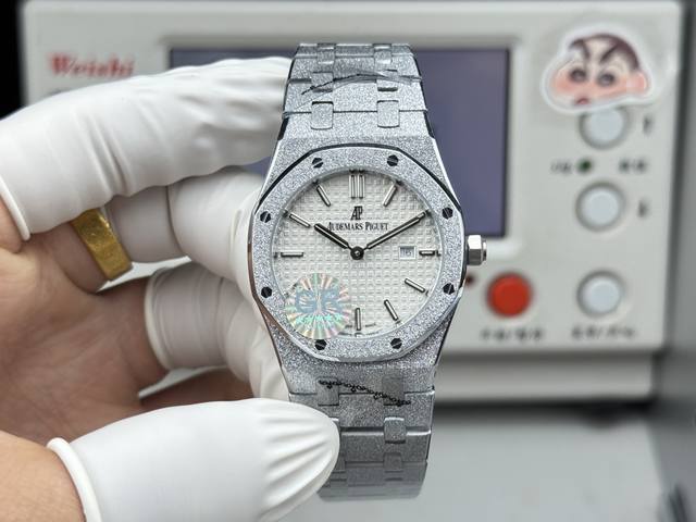 白 -金 Gr出品，Audemars piguet爱彼 皇家橡树系列67651Or女士石英腕表～闪耀登场！女神百搭款，闪闪惹人爱！ Gr购入正品拆解开模，全程C