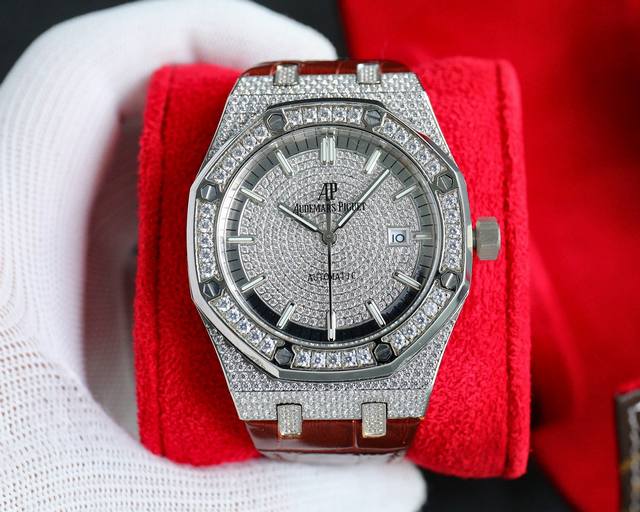 Ap A real man should own an Ap watch. This new bezel features a large, diamond-s