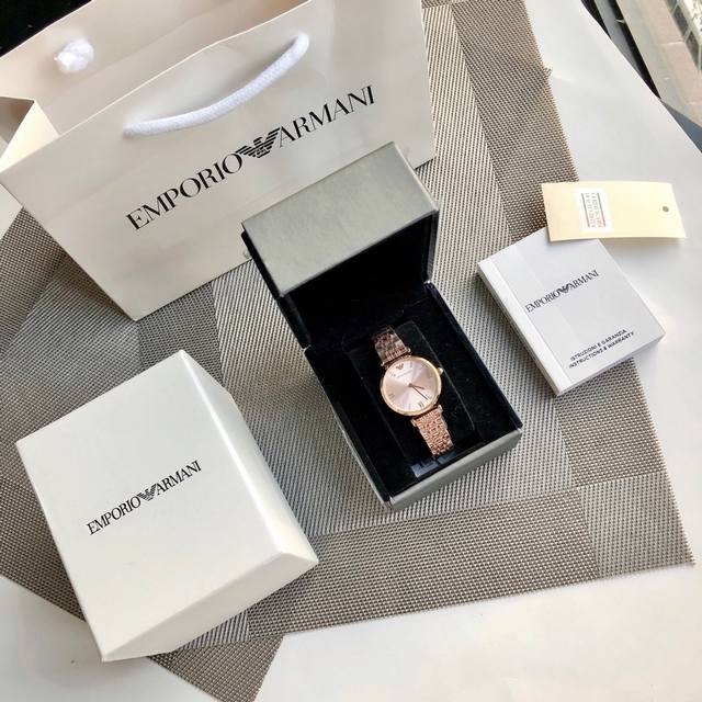 Armani women's watch. A must-have for every girl! Model Ar11059, 32mm dial Armani women's watch. A must-have for every girl! Model Ar11059, 32mm dial