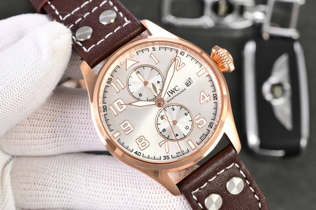 White Gold , Iwc's most dazzling star, the IWC long power reserve moon phase e White Gold , Iwc's most dazzling star, the IWC long power reserve moon phase e