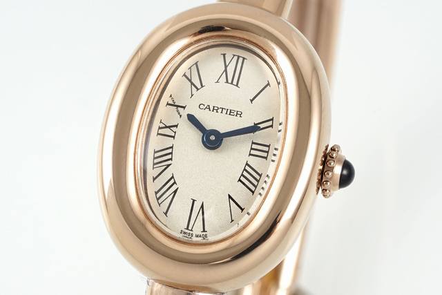 New Arrival: Cartier "Bathtub" Watch - A Clash of Elegance and Innovation. The C