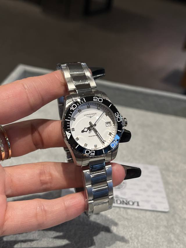 Quartz New Product Recommendation! The Longines Conquest for women is here! The Quartz New Product Recommendation! The Longines Conquest for women is here! The
