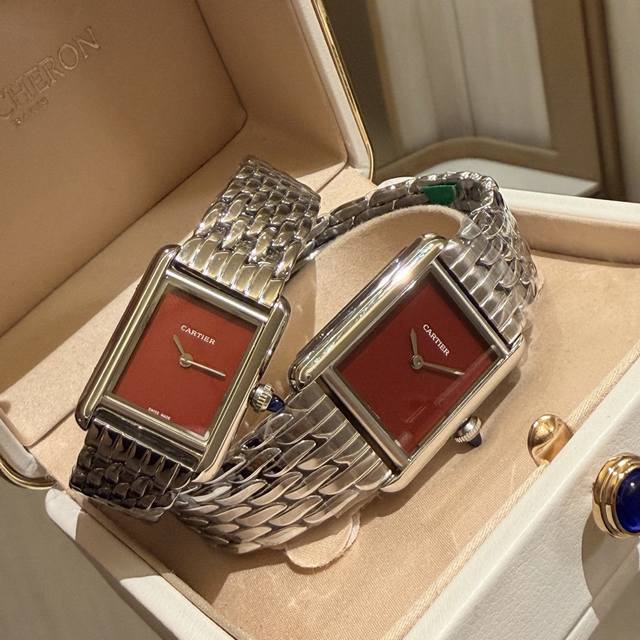 White Steel with Diamonds 30 Cartier Tank Must! Limited-time offer includes a f White Steel with Diamonds 30 Cartier Tank Must! Limited-time offer includes a f