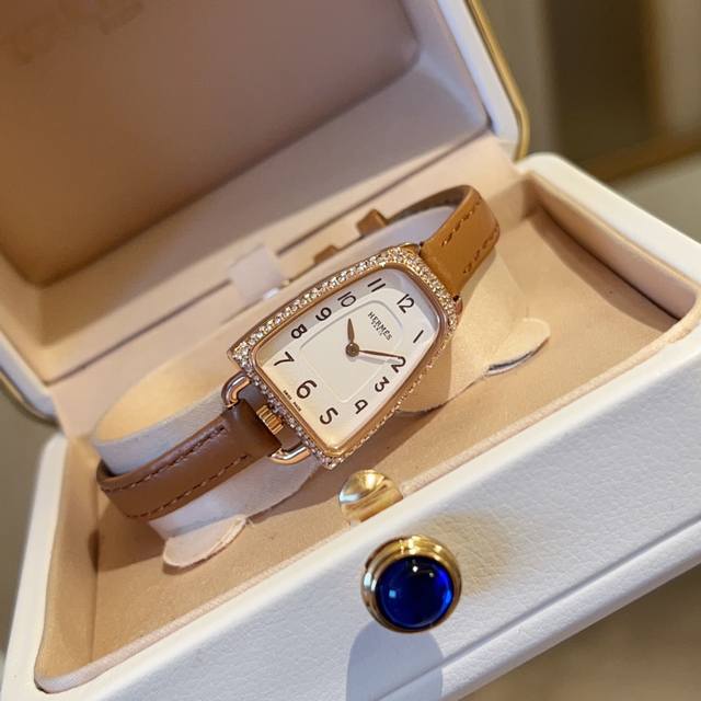 Gold 380 Diamonds 100 Herm Gold 380 Diamonds 100 Herm