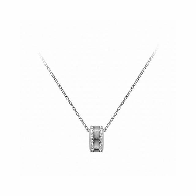Daniel Wellington (Dw) Diamond Necklace DDD A lustrous pendant in a classic circ