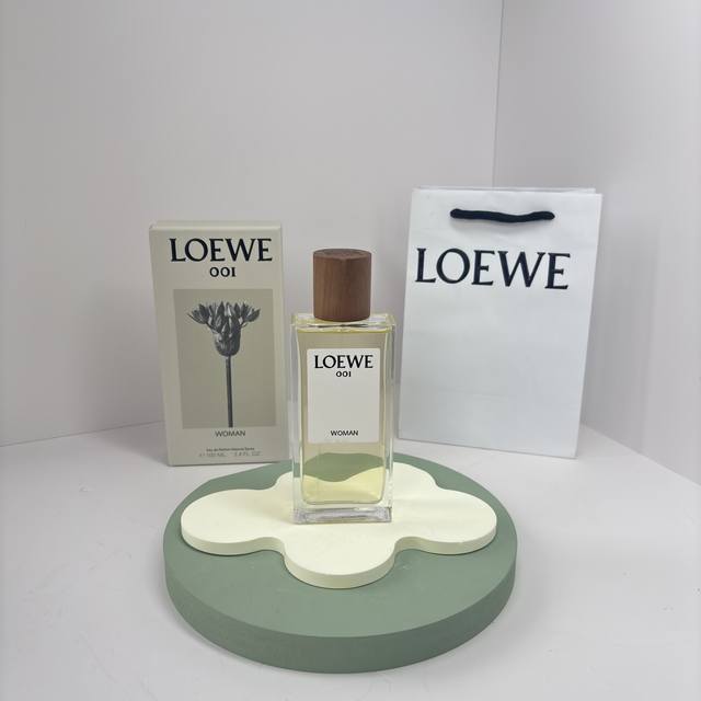 原单品质 DDD Loewe 事后清晨女香 DDD 温柔富家千金香 DDD 前调:西西里柠檬,蜜橘,香柑 DDD 中调:牡丹,埃及茉莉,亚麻精华 DDD 尾调: 原单品质 DDD Loewe 事后清晨女香 DDD 温柔富家千金香 DDD 前调:西西里柠檬,蜜橘,香柑 DDD 中调:牡丹,埃及茉莉,亚麻精华 DDD 尾调: