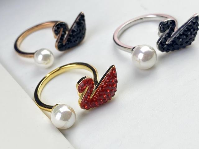 Swarovski Swan Ring [Kiss] Noble and charming~ Independent and elegant~ One-to-o