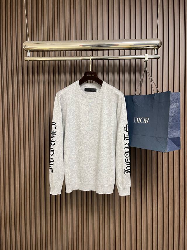 支持年后售后 DDD Chrome Hearts Ch 克罗心卷轴绣花圆领针织毛衣， 精选高品质的羊毛原料，对针织衫进行缩毛处理。对针织衫进行整烫处理，使衣物更