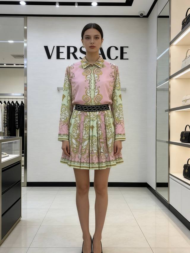Style No. D26012175 Versac* New Baroque Retro Print Fashion Two-Piece Set! Loos