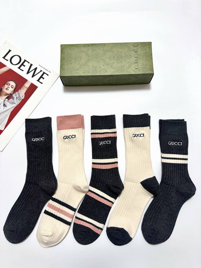 Packaged DDD One box contains 5 pairs DDD Gucci classic embroidered logo pure c