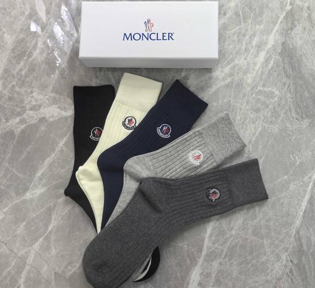 Comes with boutique packaging! Moncler's latest cashmere embroidered mid-length