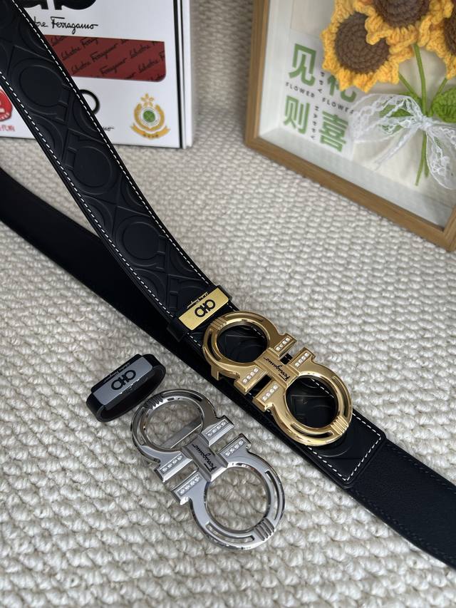 Product Name: Ferragamo Original Single-Purpose Rhinestone Buckle Belt Material