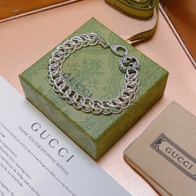 2026 Newest Gucci Bracelet - A classic and exquisite design. The style and quali