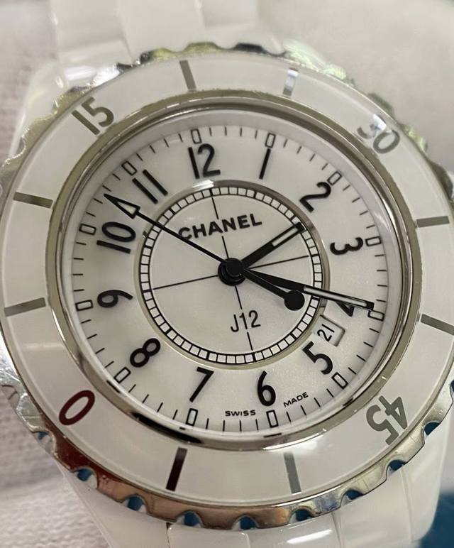 Actual photos of the product as you see it~ DDD Chanel J12 33mm/38mm Silver Num