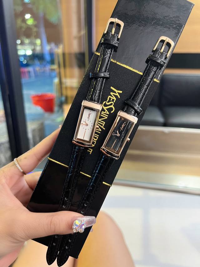 盒子10 DDD 小红书爆款 Ysl圣罗兰通勤百搭中古系列，小方表款式 ，简洁大方凸镜设计 时尚感爆棚真皮鳄鱼纹皮带日本原装机芯 稳定性非常好独一无二的款式绝对