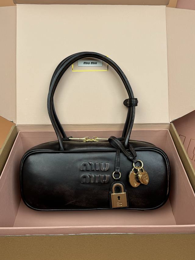 Original leather, with picture packaging DDD Premium hardware, original leather