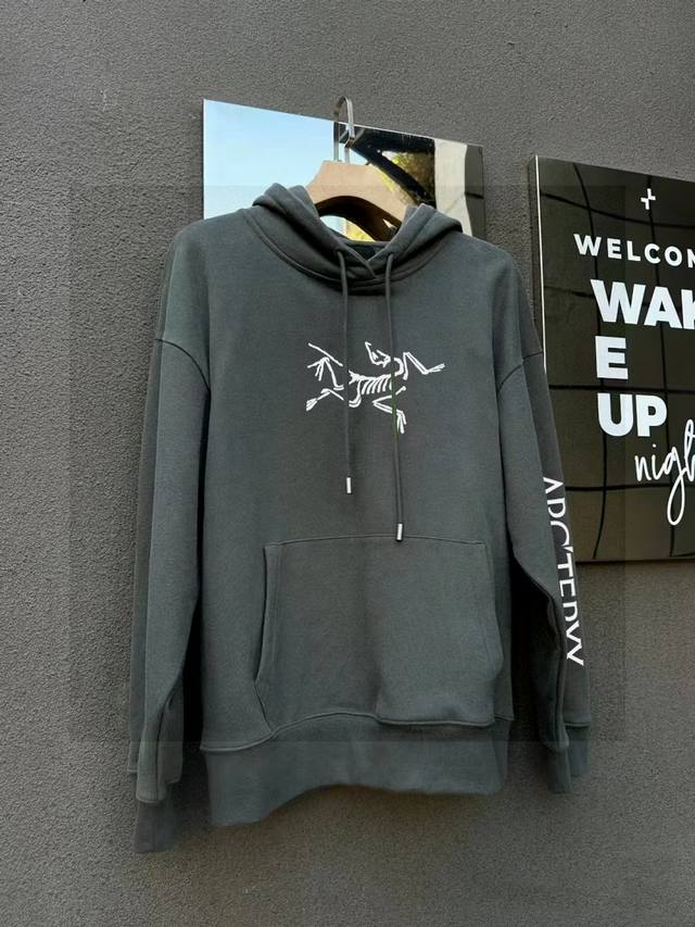 High-Quality Fleece-Lined Arc'teryx Latest Style Large Logo Sleeve Label Letter