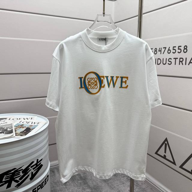Loew* 2025 Spring/Summer Classic Simple Personalized Letter Totem 3D Thick Silic