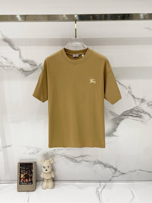 Burberry 巴宝莉-纯棉260克圆领T恤 前绣小战马微标Logo后幅印花标识 纯原品质 原版面料100 ％棉质 百搭时尚 轻奢潮流 吊牌 领标 洗水 三标