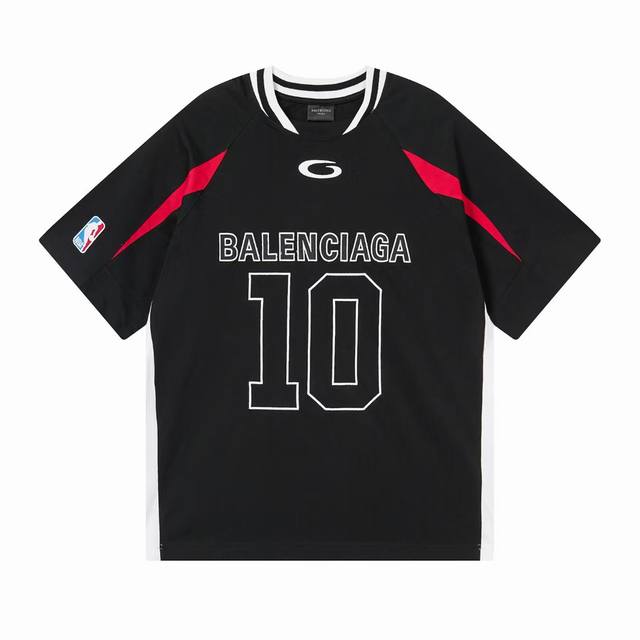 顶级版本 大货细节图 #巴黎26Ss巴黎联名Nba系列球衣10字母刺绣短袖# Balenci*Ga巴黎# 面料采用260G巴黎专用双纱*高克重1比1双纱罗纹 整