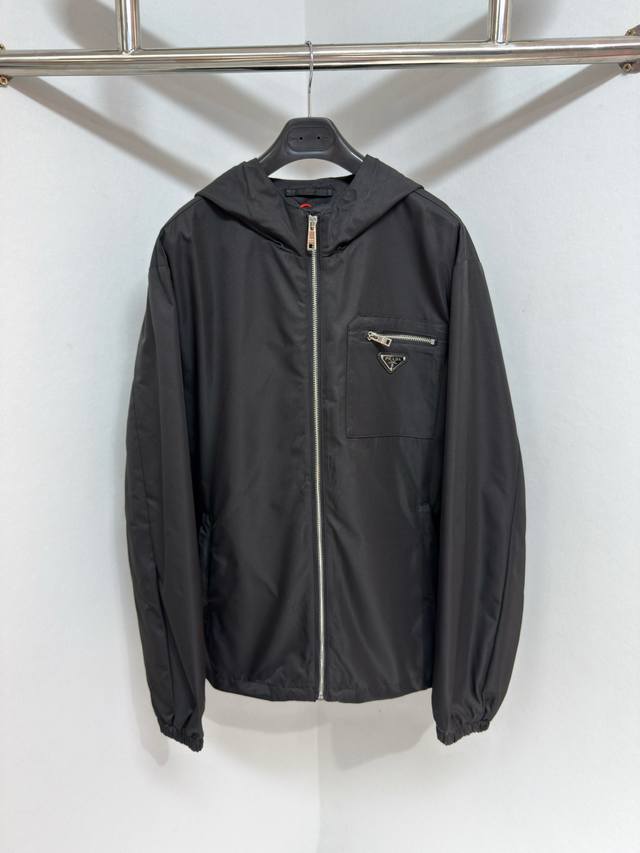 Prada official website style, complete with all three tags, early release of the