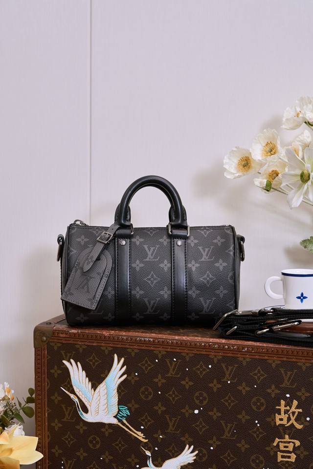 出厂全套包装163C 型号 ｜ 品级 东莞｜代购版 品名 尺寸 **厘米 长 高 宽 五金 不锈钢｜电镀厚金.咪 ～F 产地 法国 动态 163C01区块链数字