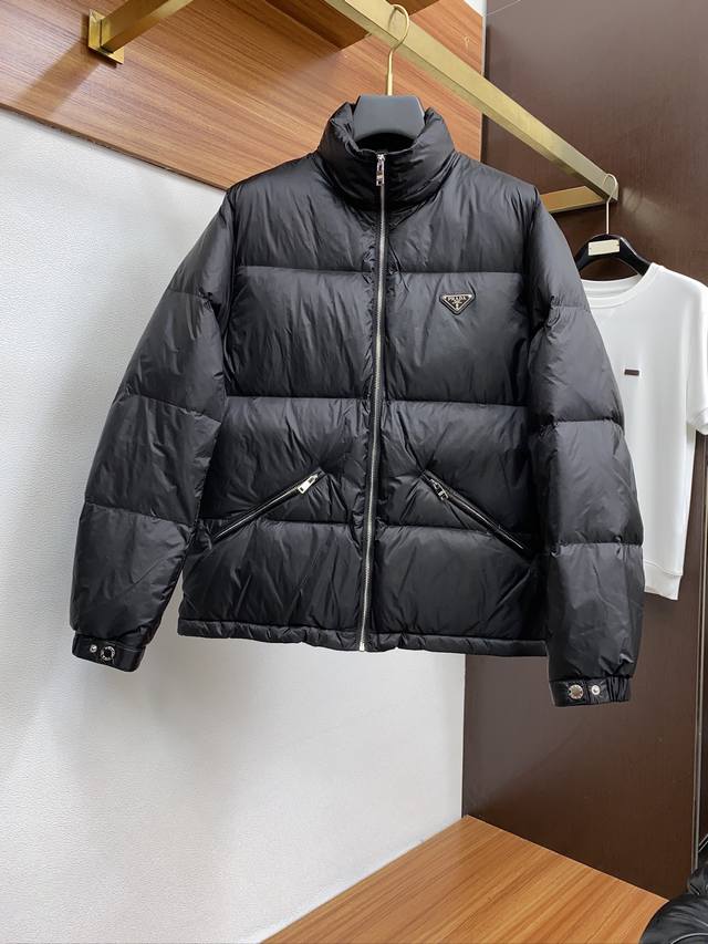 Supports Prada's new autumn/winter down jacket after the New Year, original 1:1