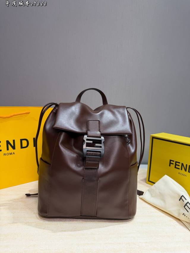 Cowhide Version Fendi Flux Backpack. This Fendi Flux backpack features black lea
