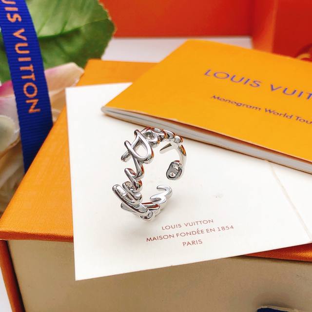 Item No. Ljz0060 Lv* Latest style ring, identical to batch Z, brass material DDD