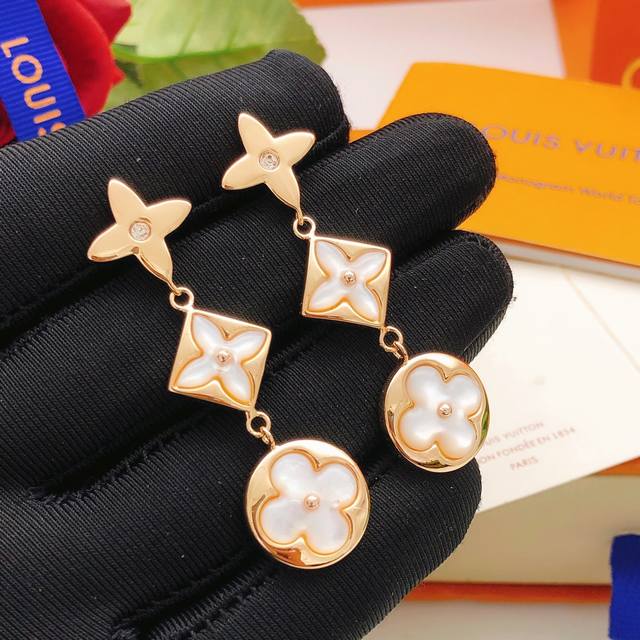 2568152FFF, Item No. Led0477, Lv* Latest Rose Gold White Mother-of-Pearl Tassel