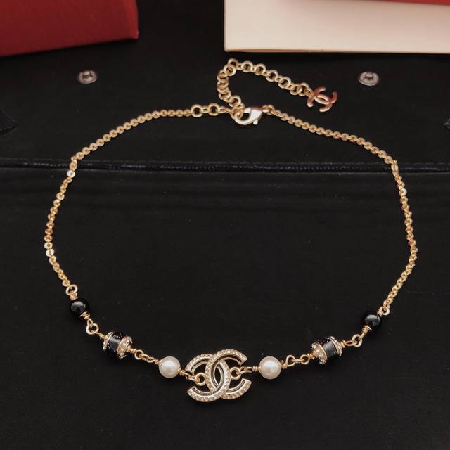 Item No. Xxl0054 Ch*Nel's latest black pearl necklace, identical to batch Z, mad