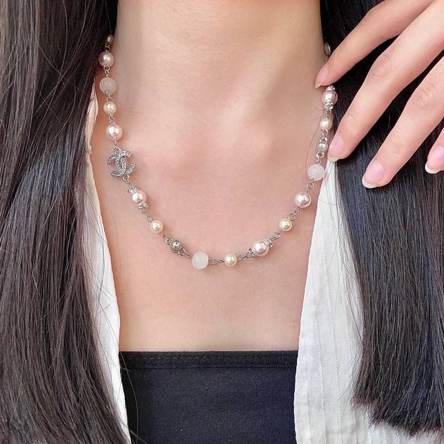 Chanel vintage necklace. Chanel's designs truly need no introduction; every piec