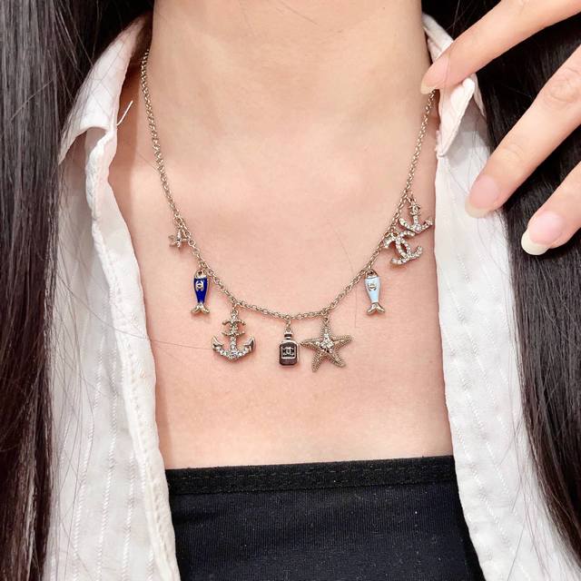 Chanel vintage necklace. Chanel's designs truly need no introduction; every piec