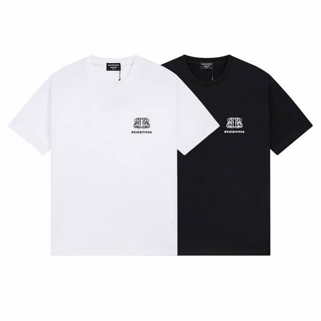 W558# Balenciaga巴黎世家对称双B印花短袖 宽松版型 采用260克精梳棉双纱 从面料到辅料全部三标齐全跟足Zp 进口松井公司浆料印花绝不开裂 整件