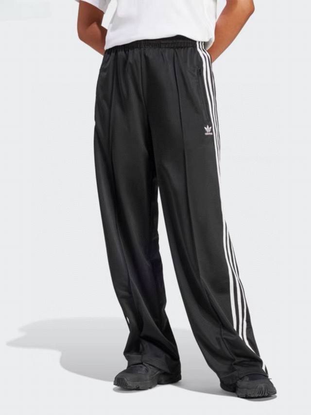 New Arrival: Adidas Originals Trefoil Sports Pants, Dark Blue, Navy Blue, Black,