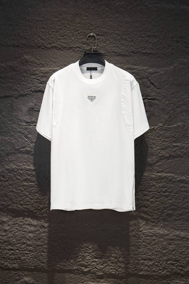 Style No.: 6082# Prada New Patchwork Hardware Zipper Short-Sleeve T-Shirt The cu