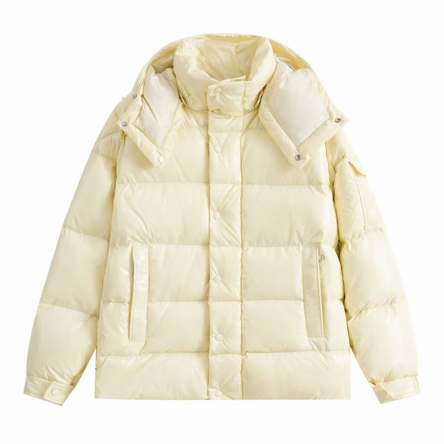 Photos are taken by our own team; please do not steal our images! Moncler 70th A