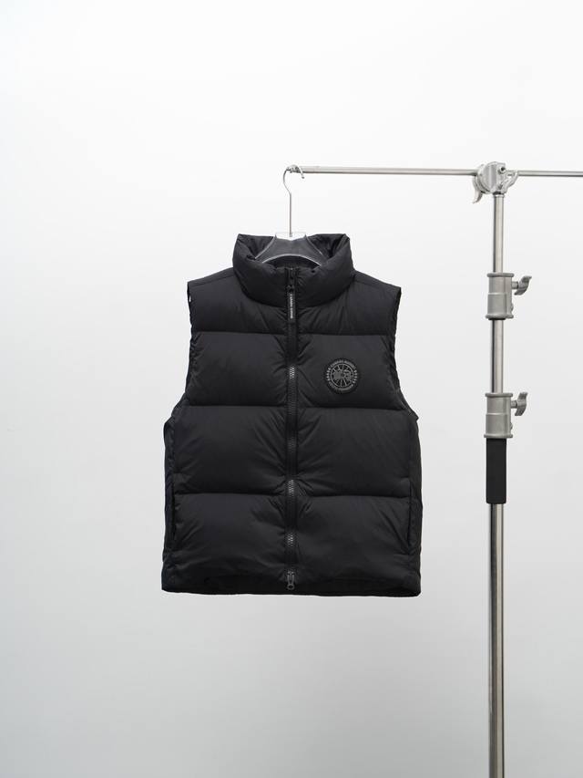 Style Number: Y175 Canada Goose Lawrence Men's Black Down Vest/Down Jacket 2804M
