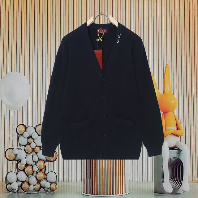 Gucci Intarsia Knit Cardigan, custom-woven luxury silk-cotton knit fabric, exqui