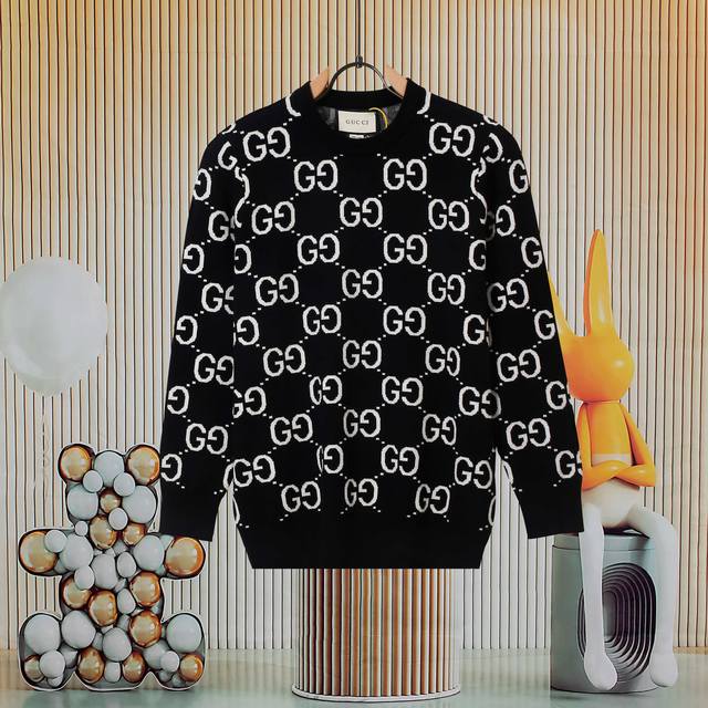 Hot-selling Gucci all-over logo knit sweater. Top-quality craftsmanship and exqu