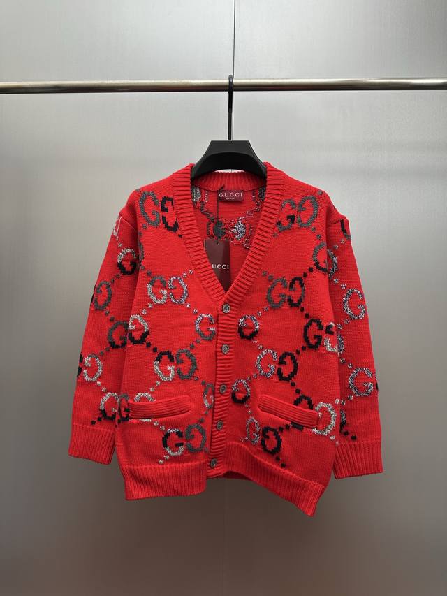 Gucci 25Ss Early Autumn New Gradient Knit Cardigan This wool cardigan uses 26-co