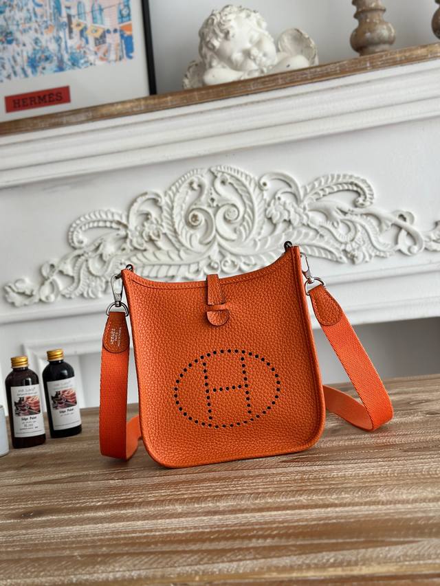 Mini Eveyine ~Evelyn semi-handmade + waxed thread + self-fitted shoulder strap + Mini Eveyine ~Evelyn semi-handmade + waxed thread + self-fitted shoulder strap +