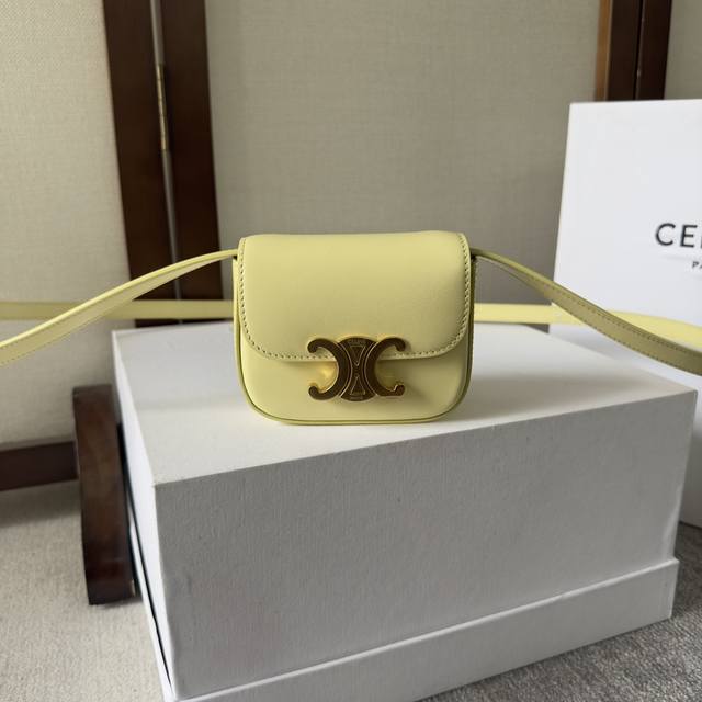 All-steel hardware Celine new Mini earphone bag. Celine has been releasing small