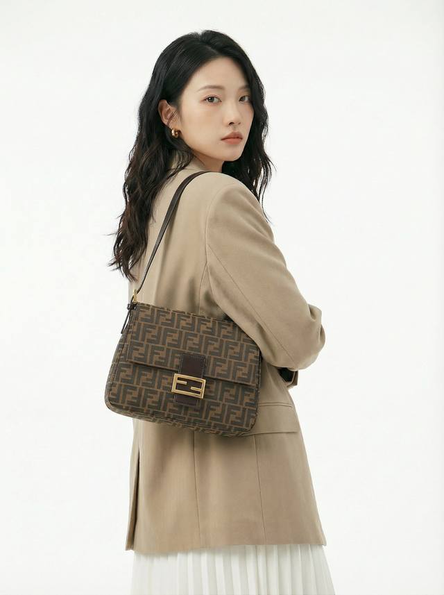 Original single item with two shoulder straps Fend1 Vintage Super cool vintage b