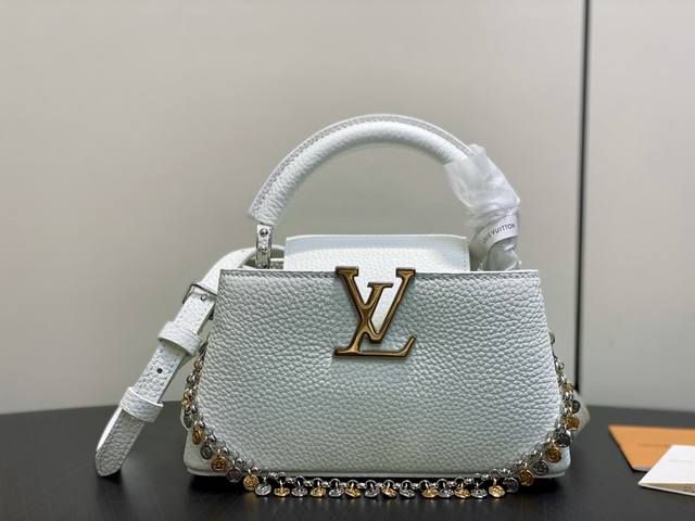 原单精品 M28197薄荷绿 全皮链条Cap那英款 当季新款 Capucines 迷你手袋 Lv Confetti 系列倾情呈献升级版 Capucines Bb